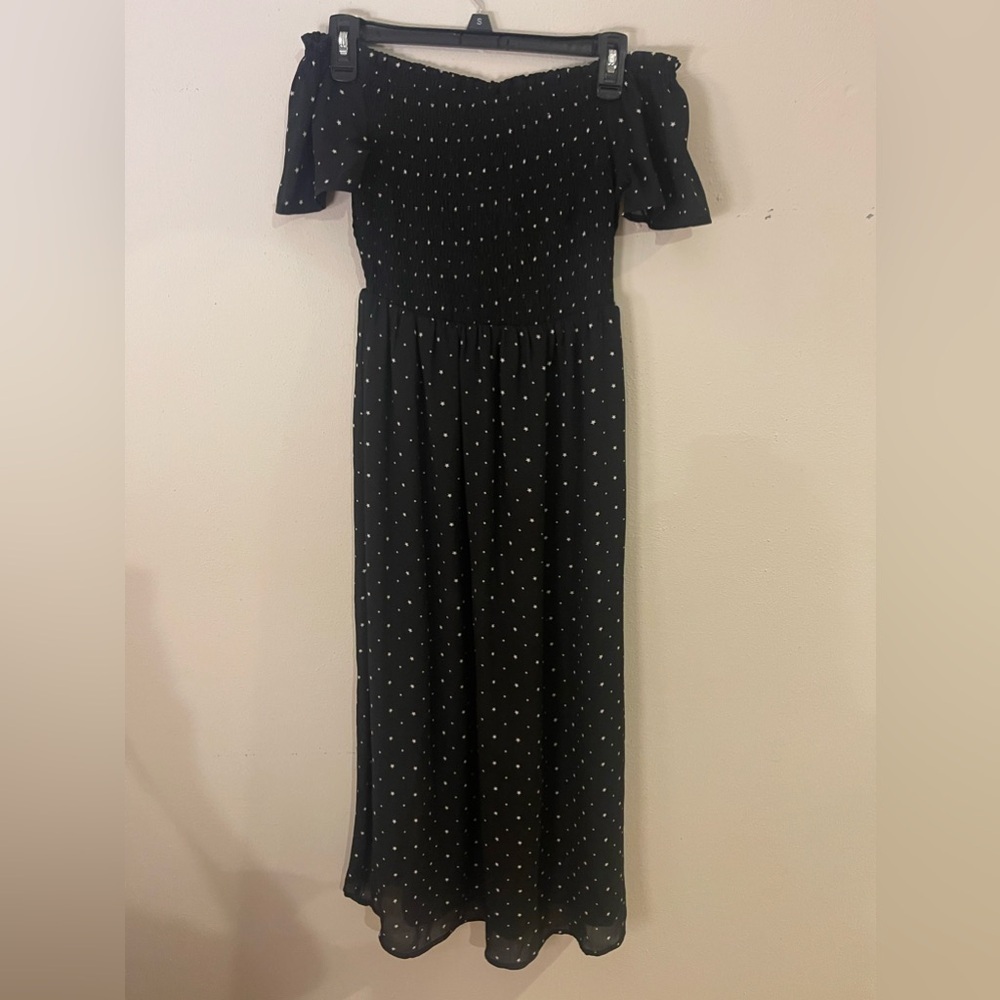 NWT Altr’d State Black Off the Shoulder Black and White Star Maxi Dress w/ Slit - Picture 2 of 10